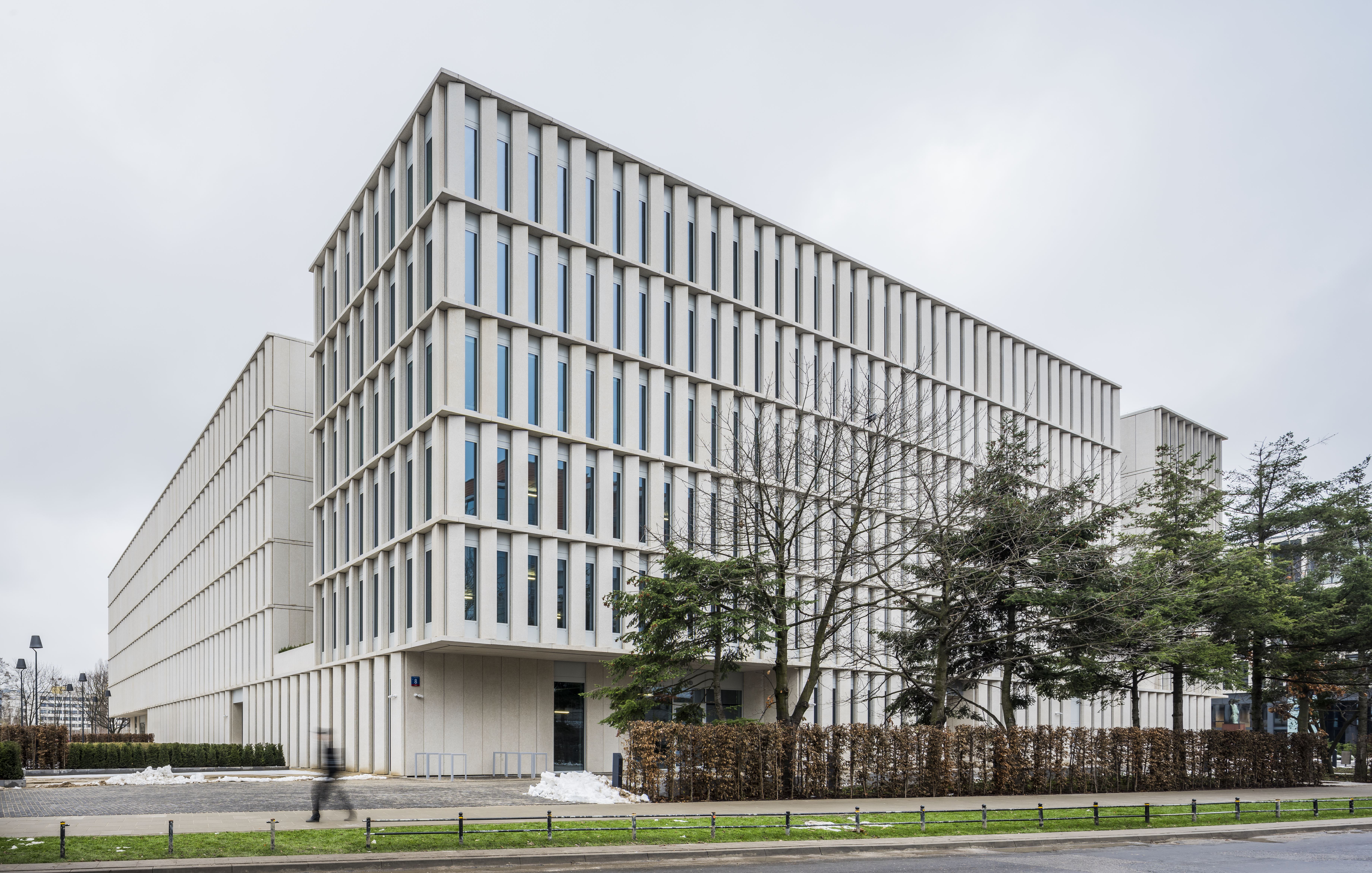 Bobrowiecka Office Building